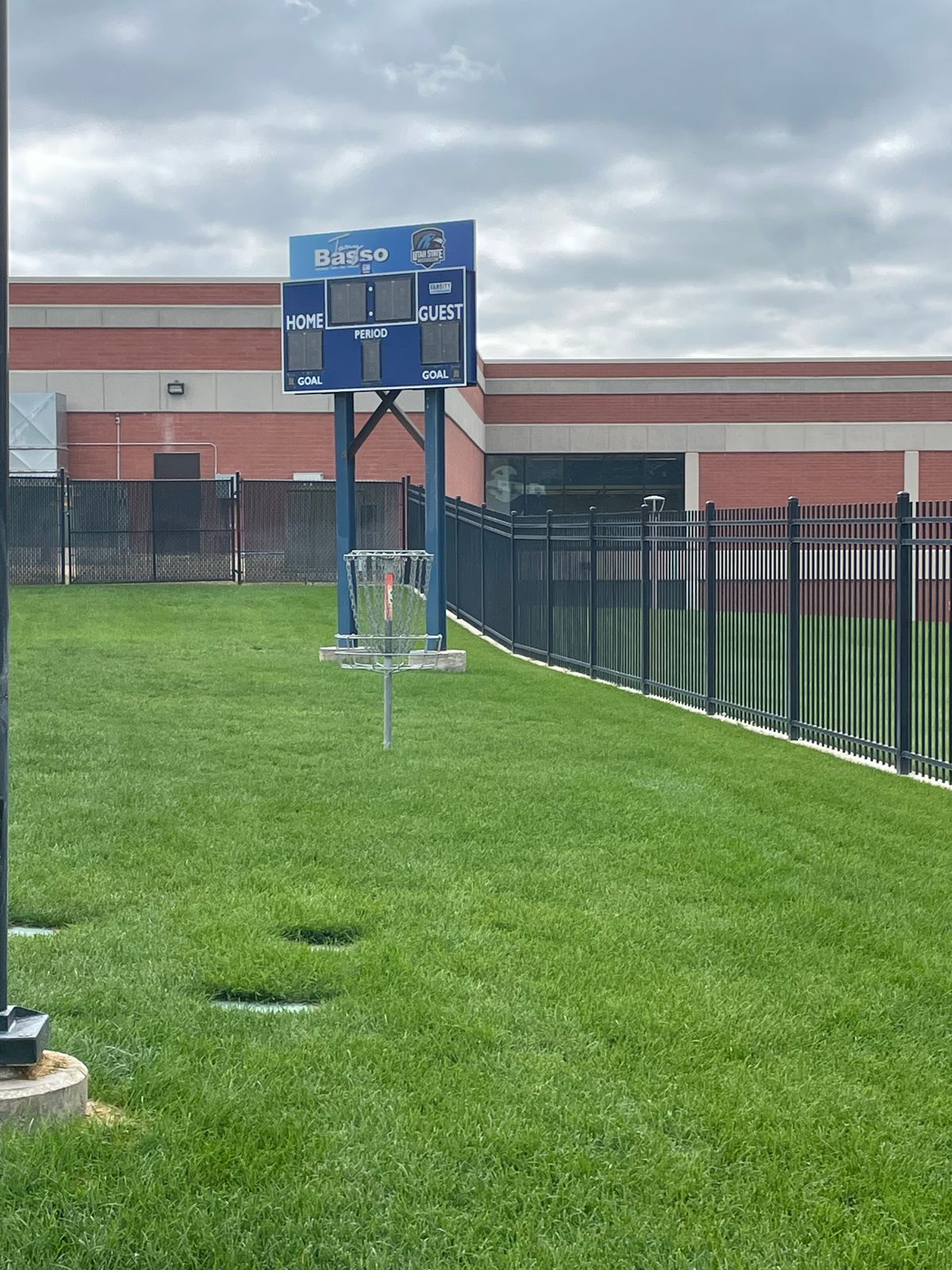 Hole 3 Basket