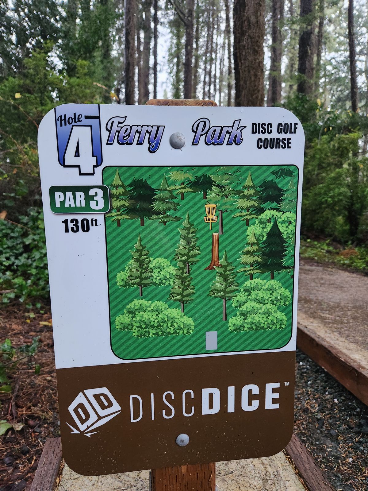Hole 4 Tee Sign