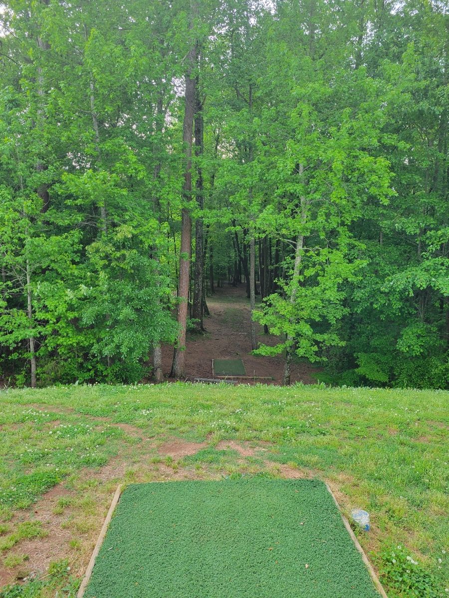 Hole 1 blue tee