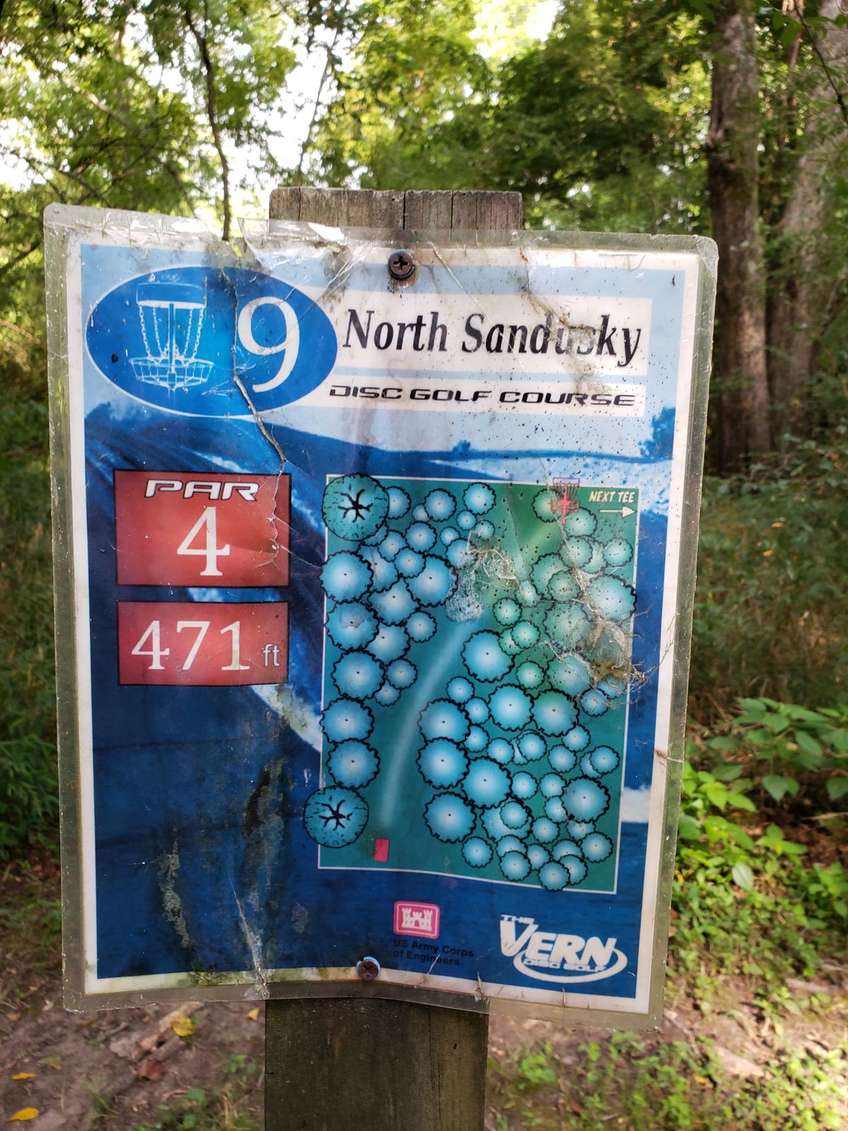 #9 Tee Sign