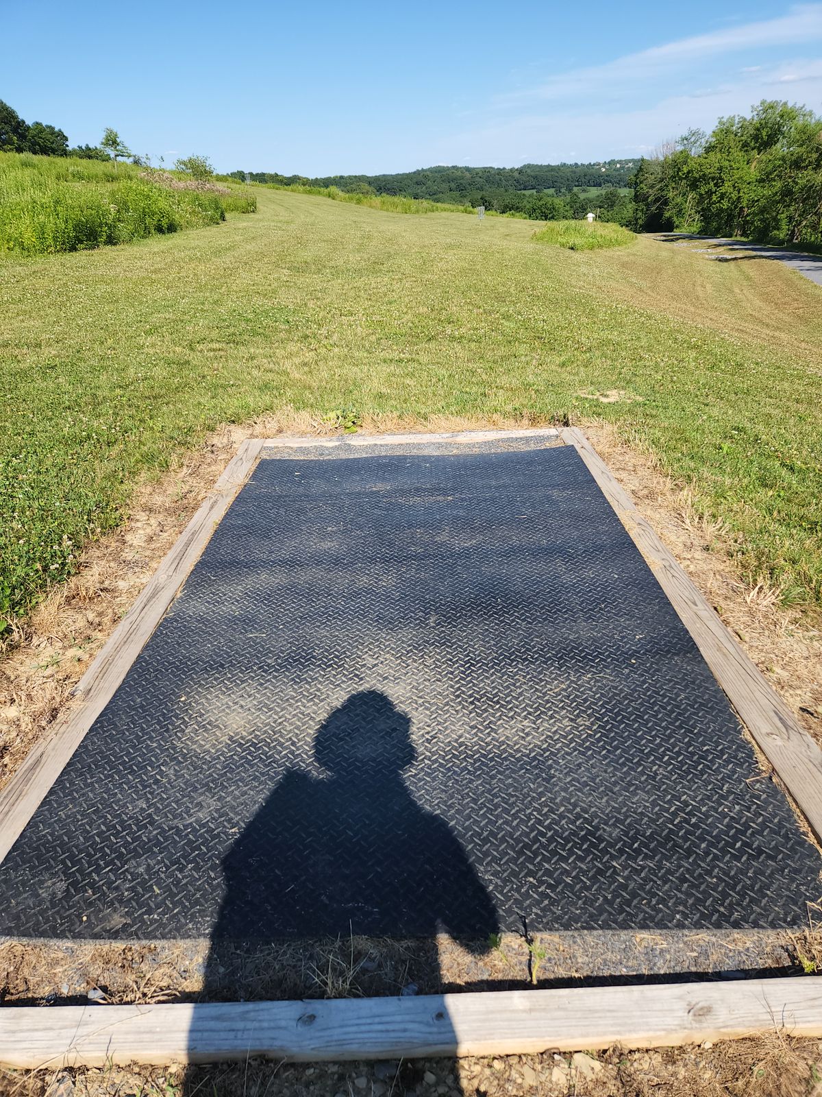 Tee one.
