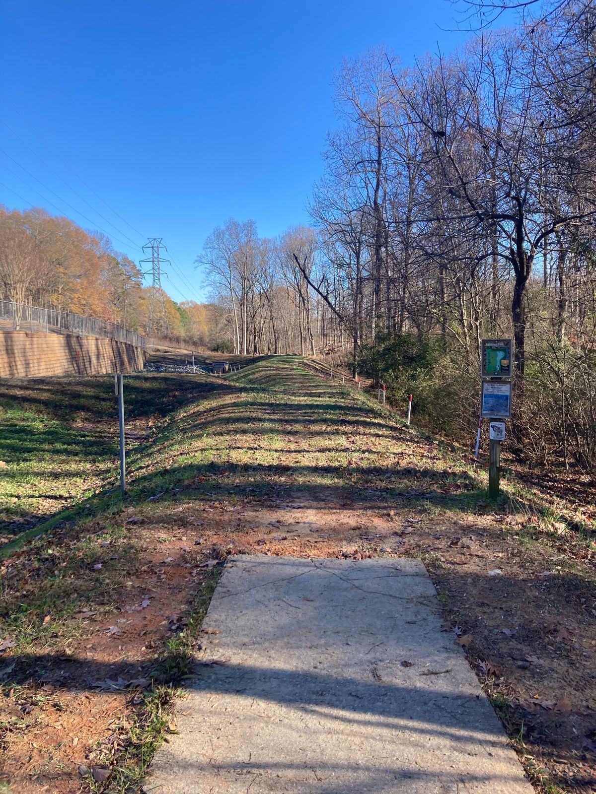 Hole 1 Regular Teepad