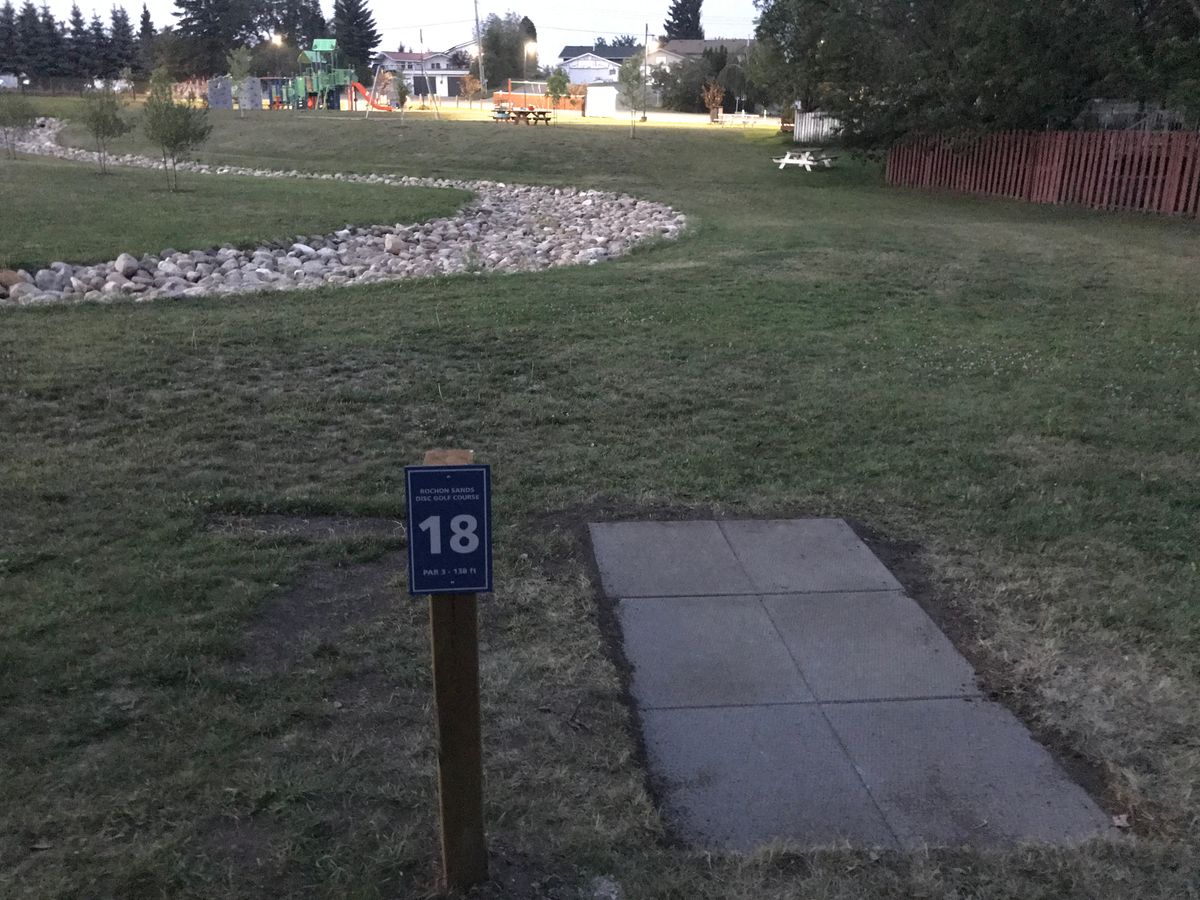 Hole 18 tee pad