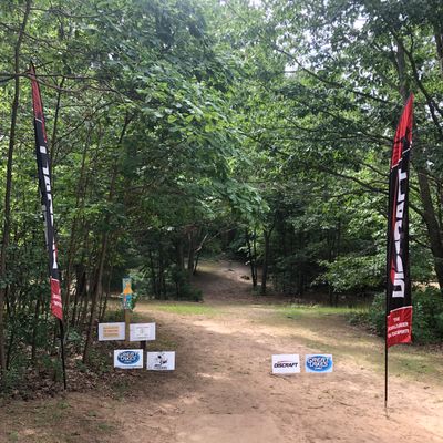 Shorts Hole 1 Championship weekend