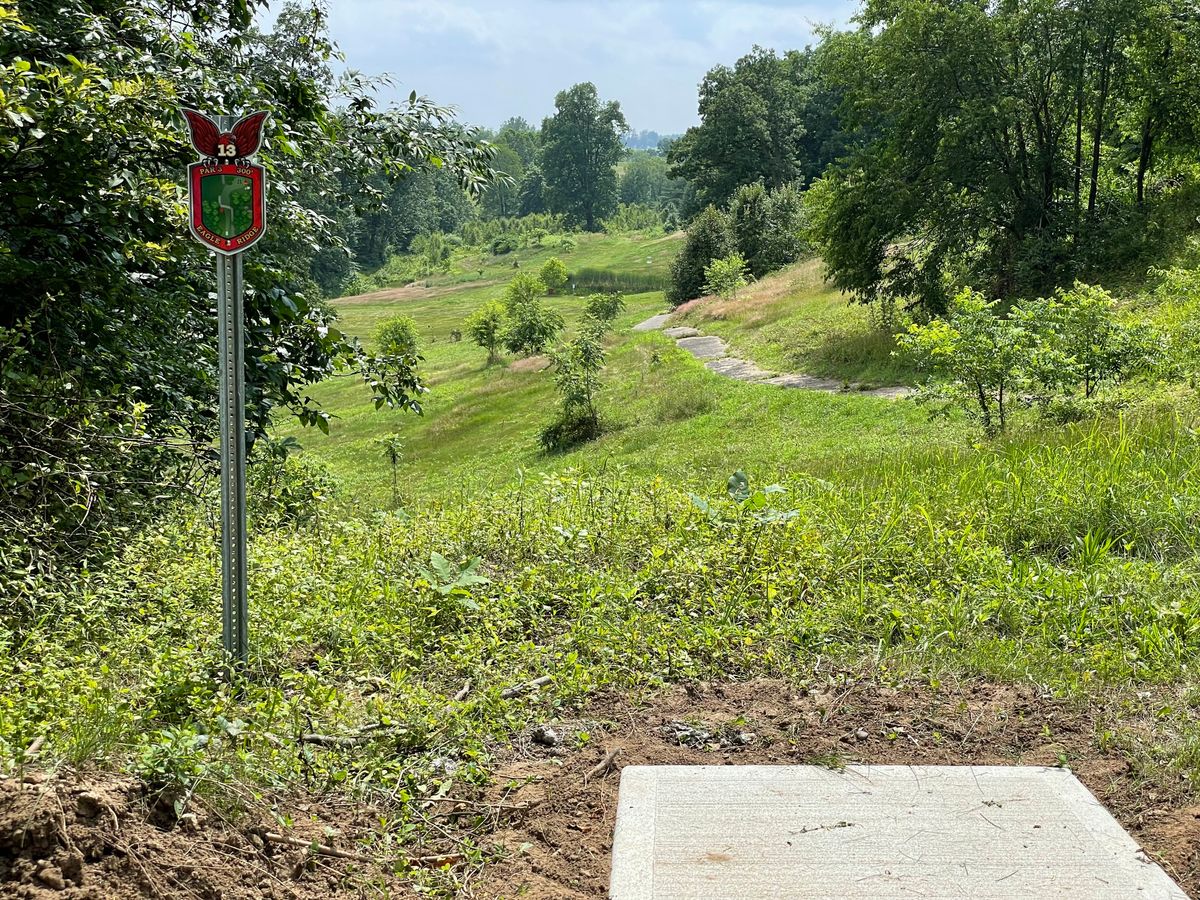 Red Tee, Fairway curves to Right