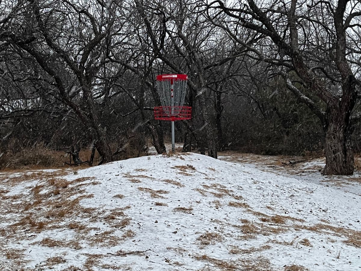 Lakeside hole 5 with a little snow falling ❄️