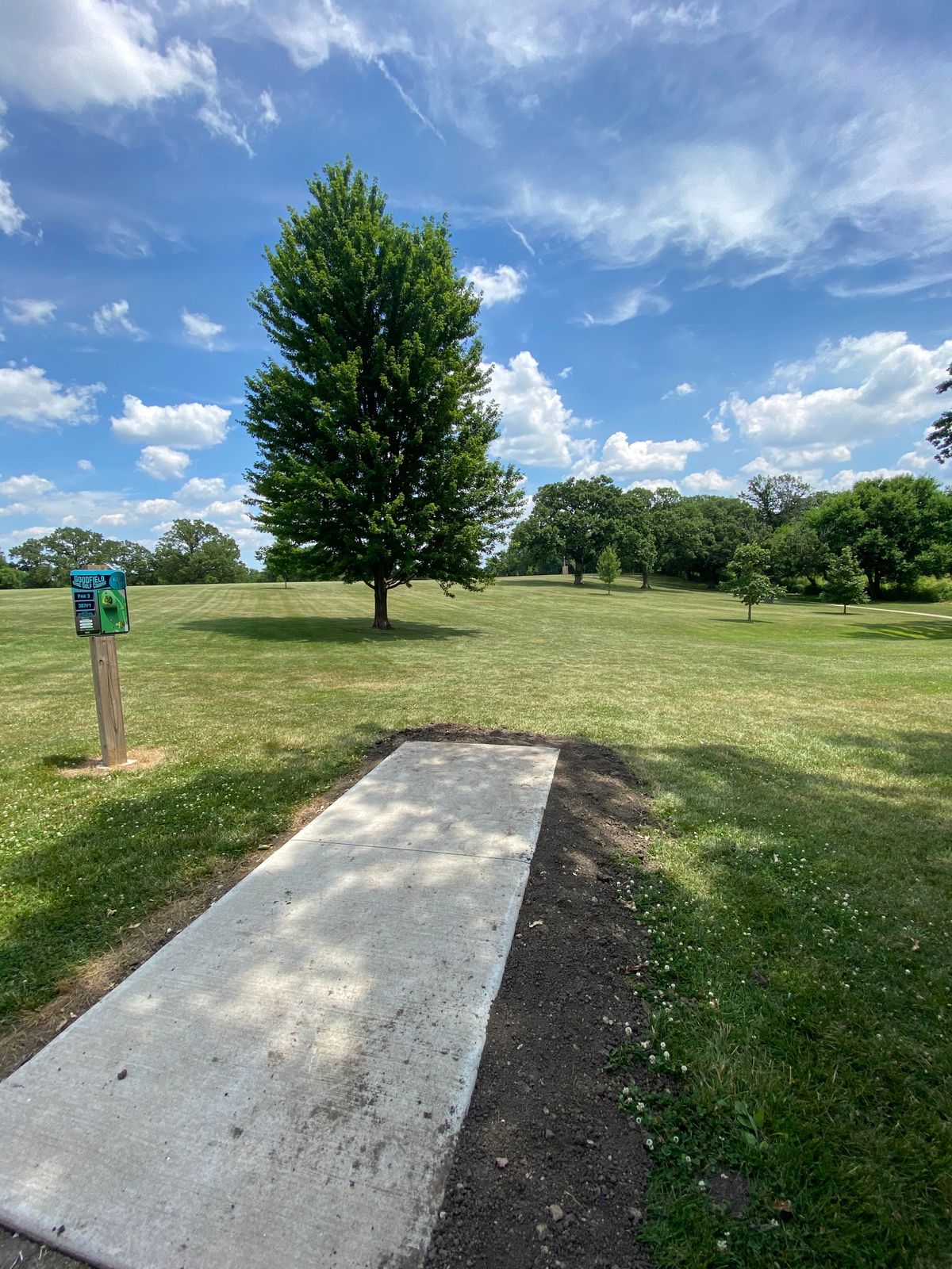 Hole 1 tee