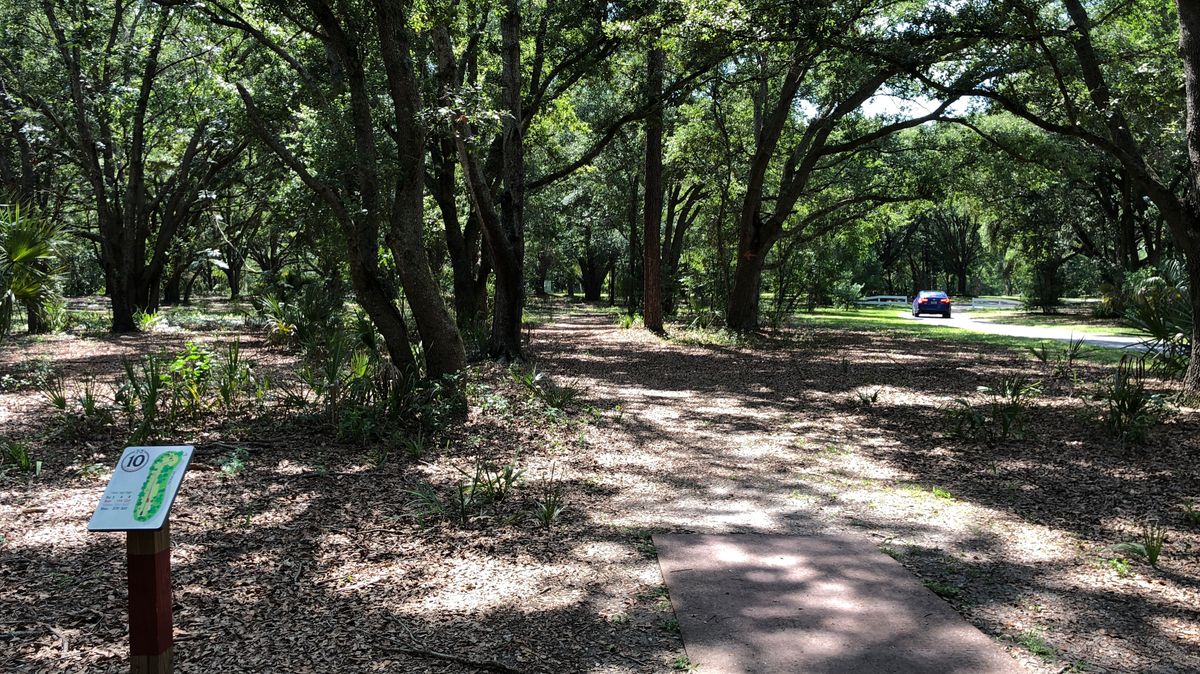 Hole 10 Red Tee