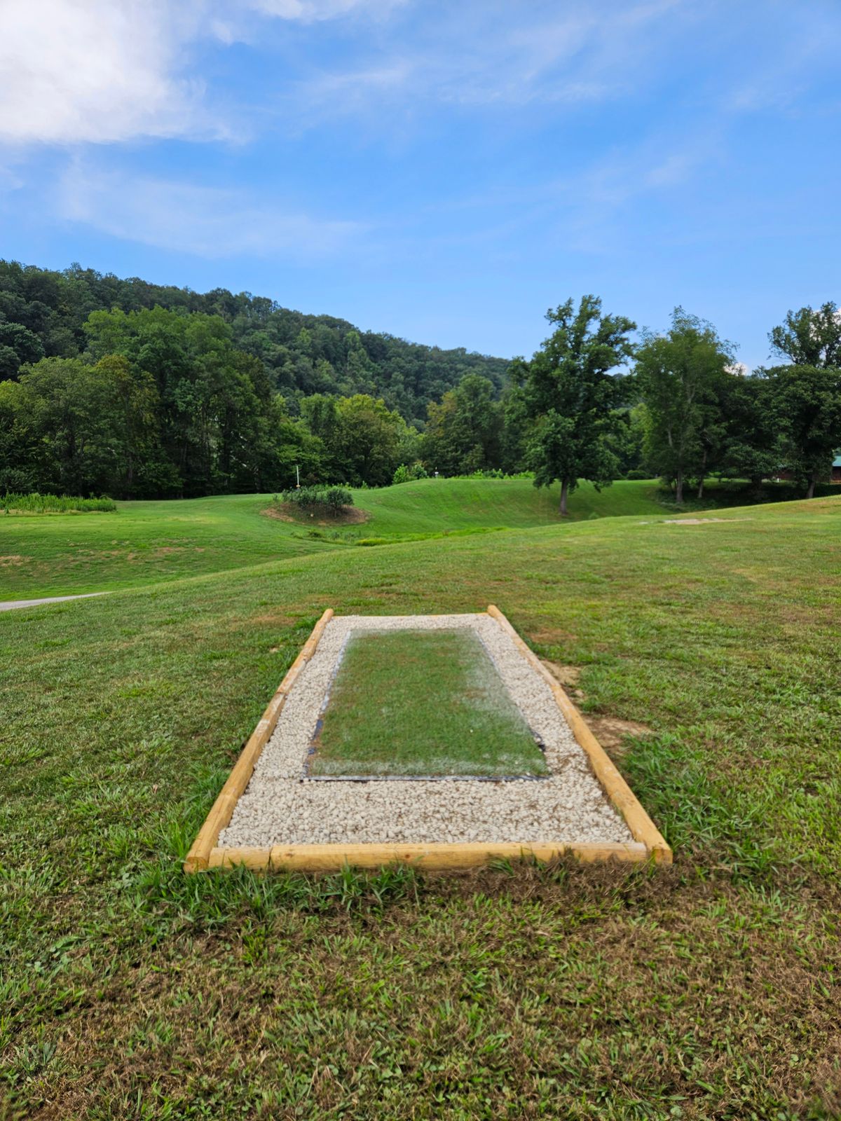 Hole 2 Long Teepad. Short Basket Left, Long Basket Straight.