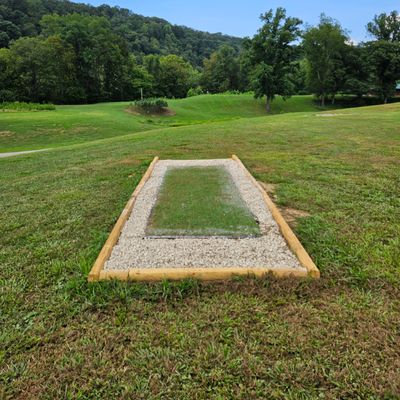 Hole 2 Long Teepad. Short Basket Left, Long Basket Straight.