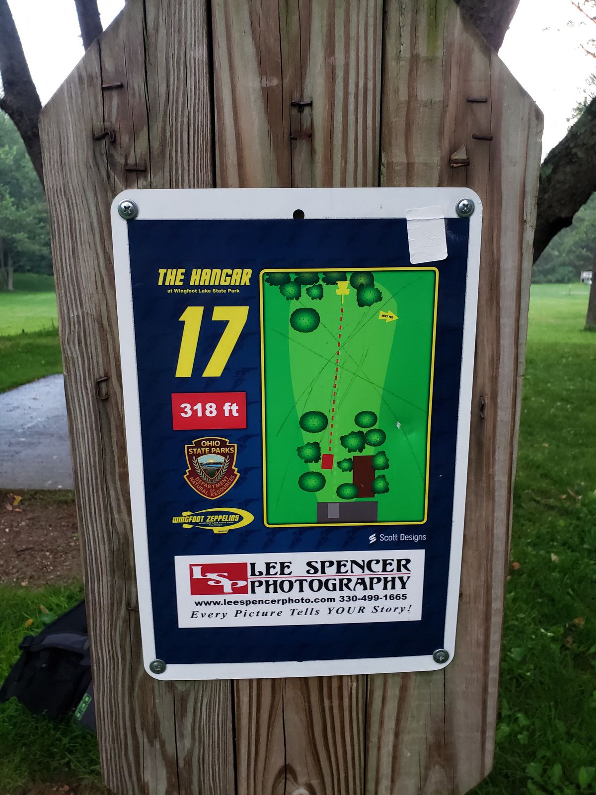 Hole 17 short sign