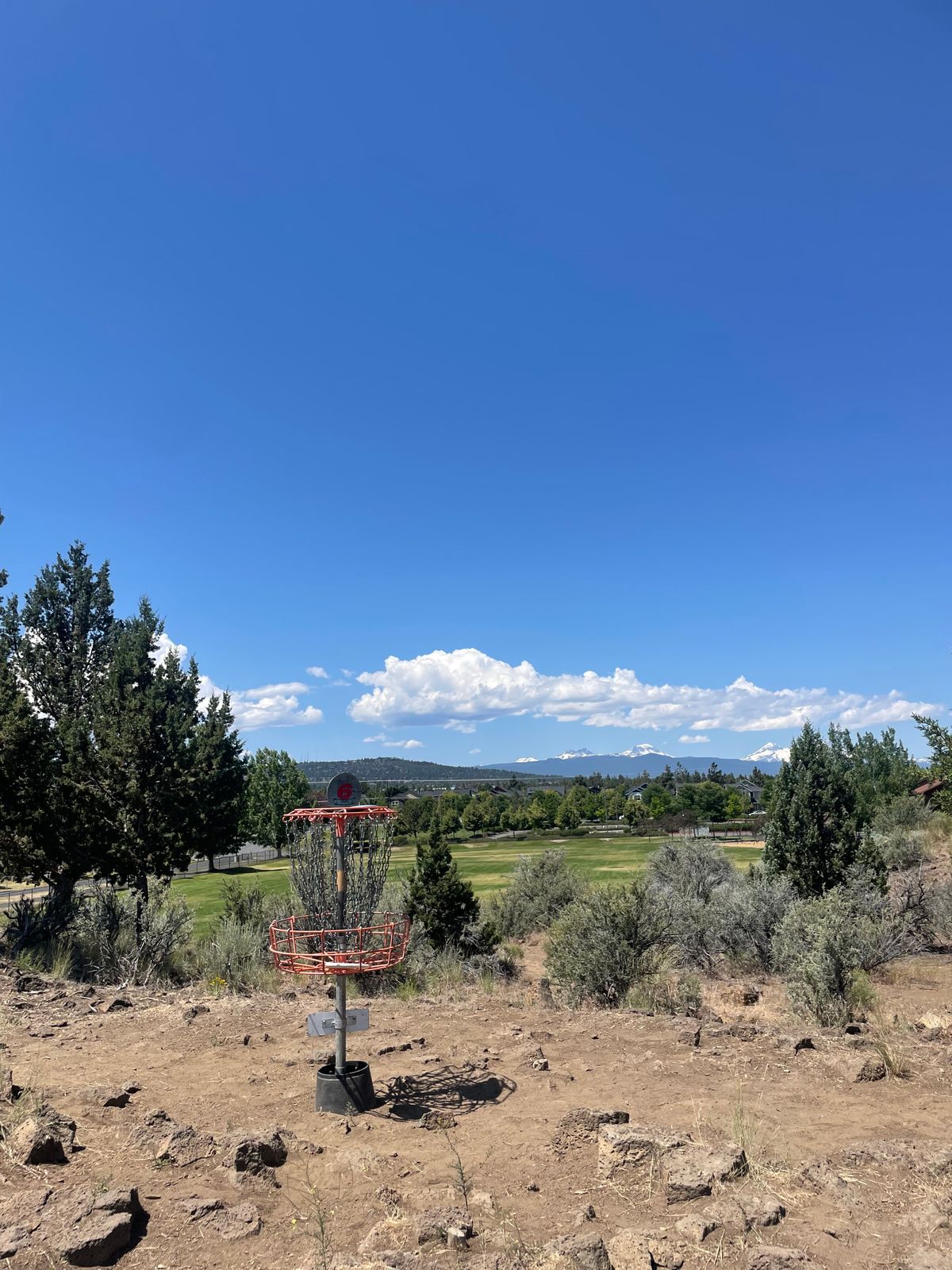 Hole 6. Short right location.