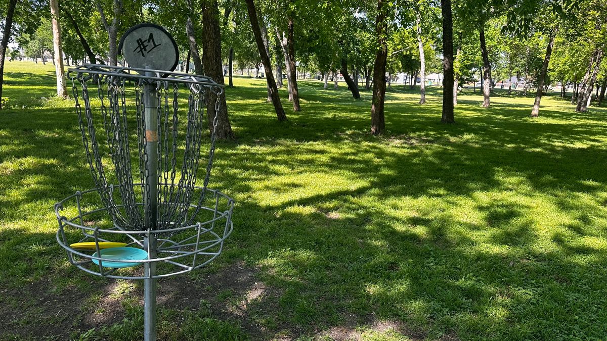 Hole 01