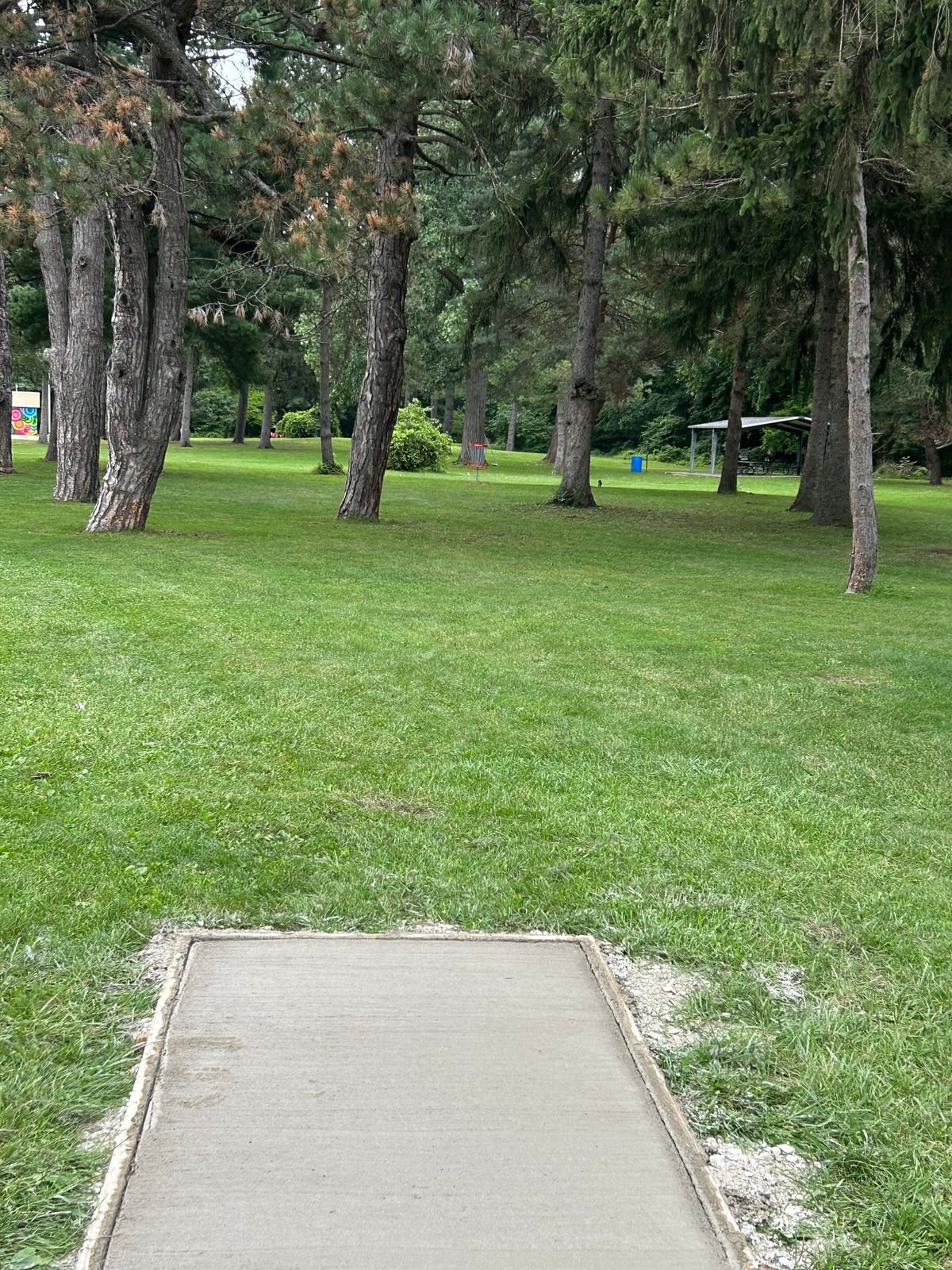 Hole 9 tee pick your gap