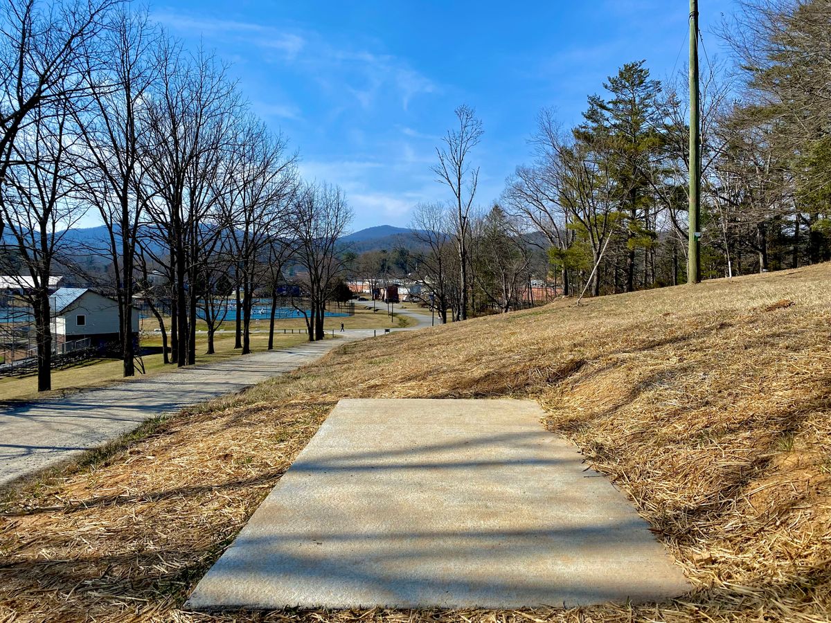 Hole 18’s white tee