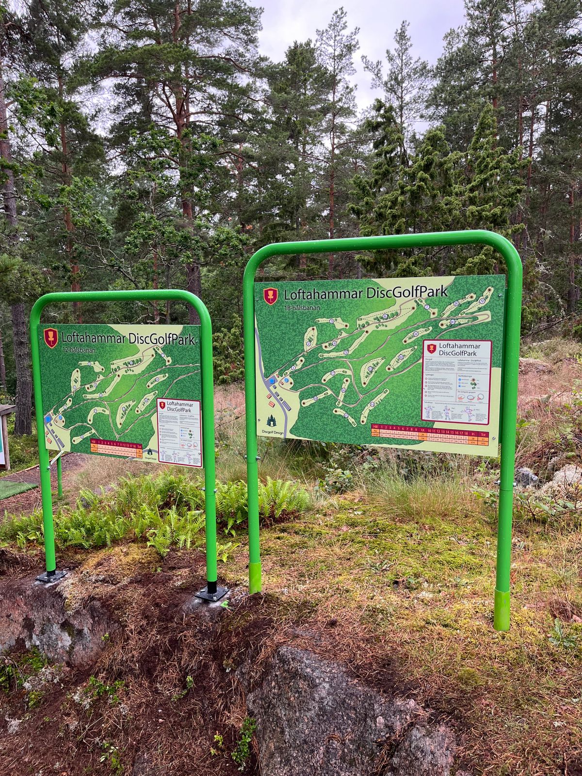 Infotavlor 12- och 18- håls banorna.