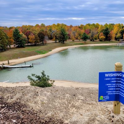 Wishing Well sign on Hole One