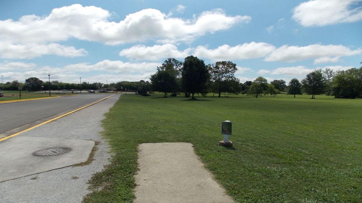 Hole 10 tee