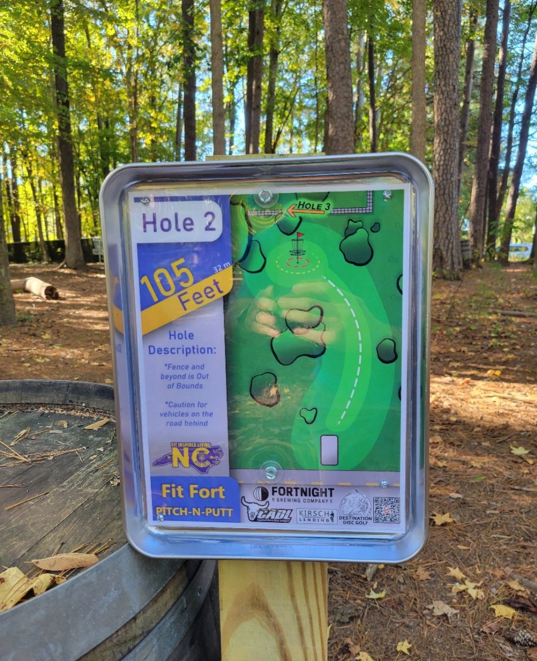 Hole 2 tee sign