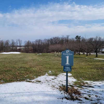 Hole 1 Tee