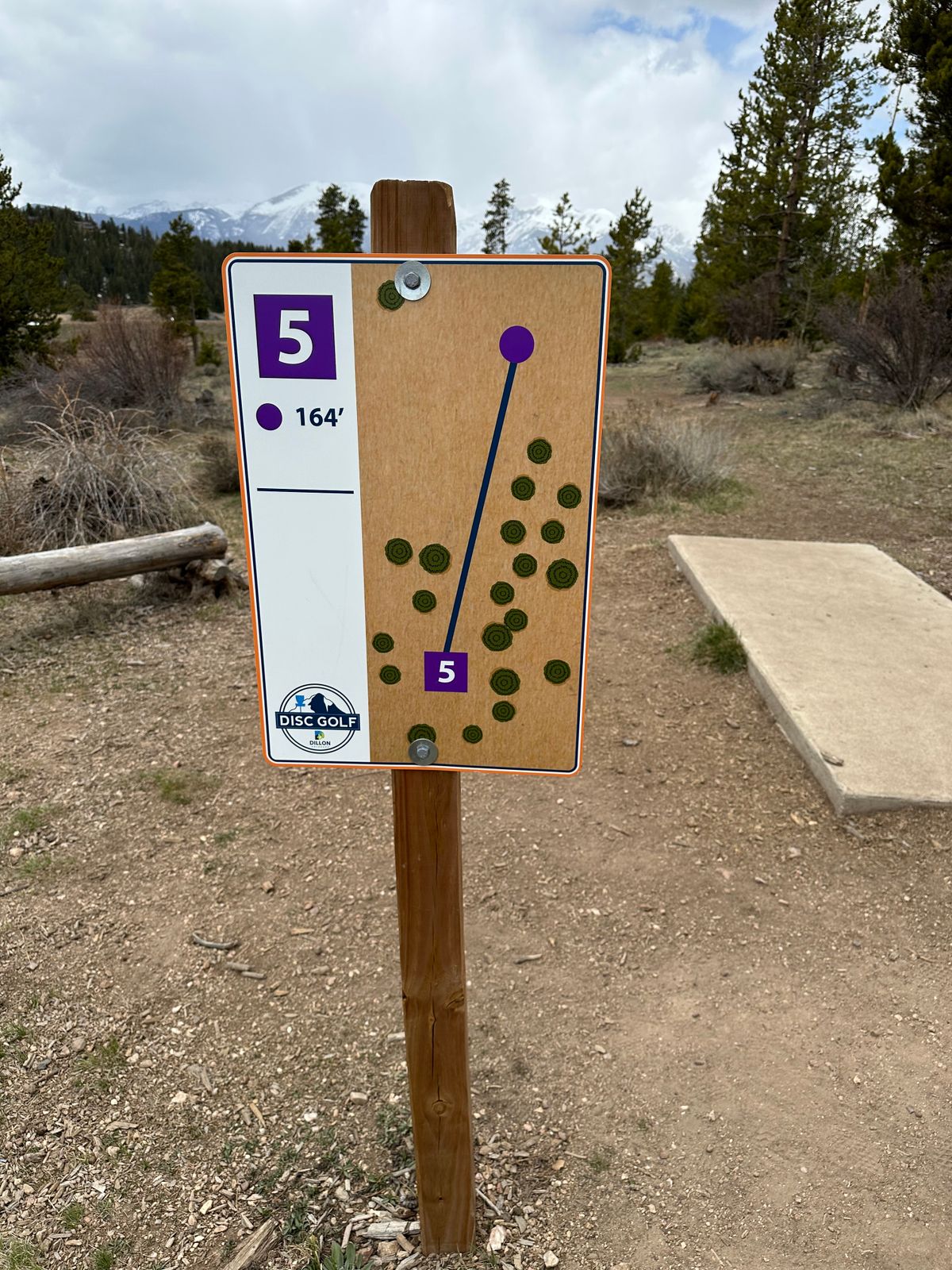 Hole 5 Tee Sign