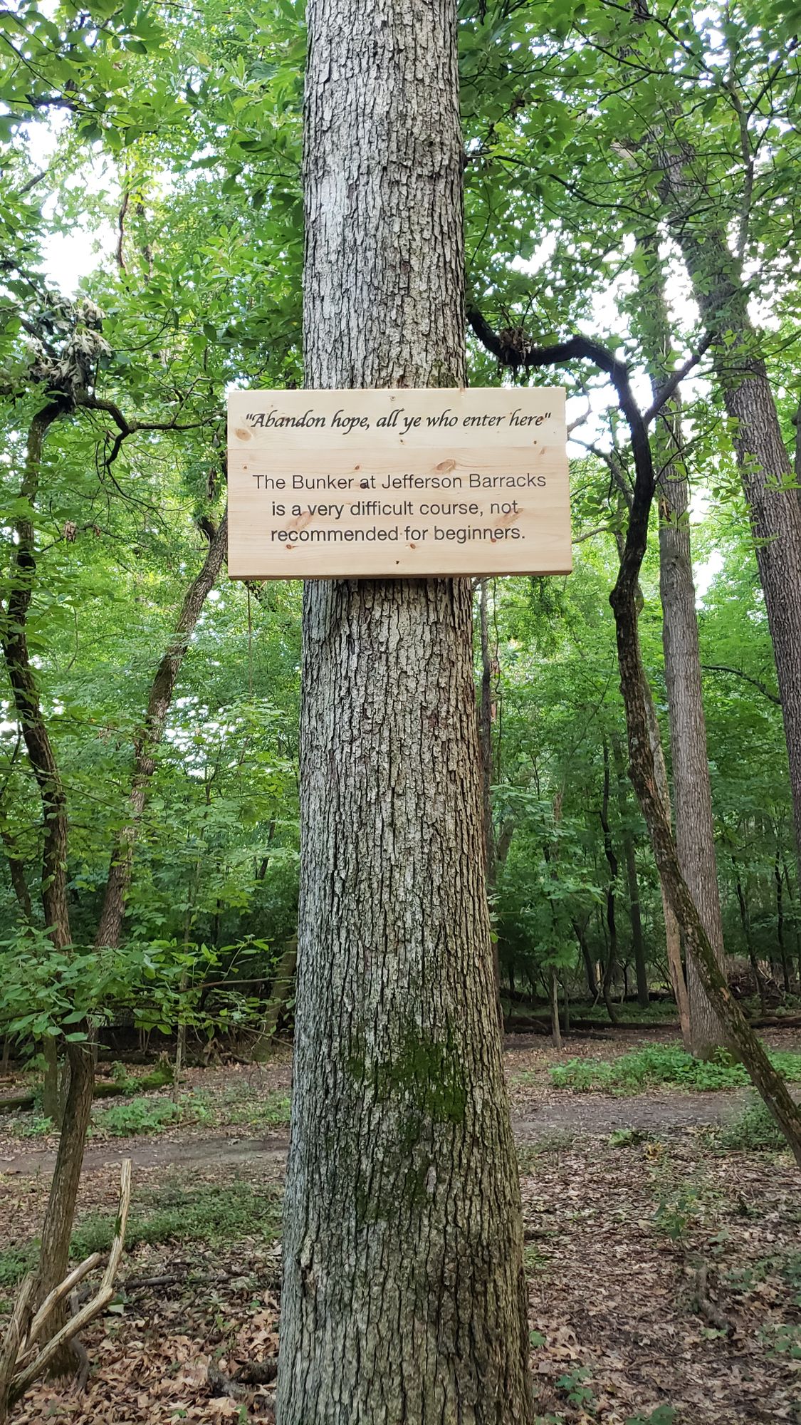 Posted before Hole 1 tee.