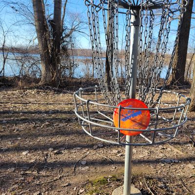 Hole 4 looking out at the lake on a beautiful day