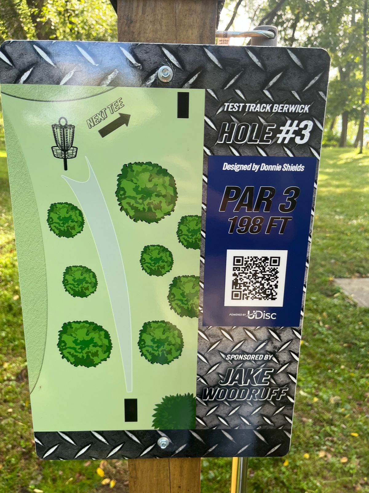 Hole 3 tee sign