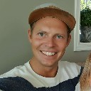 User avatar image