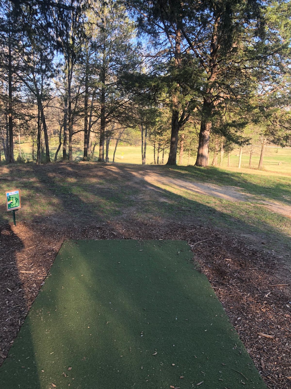 Hole 1. Golden hour