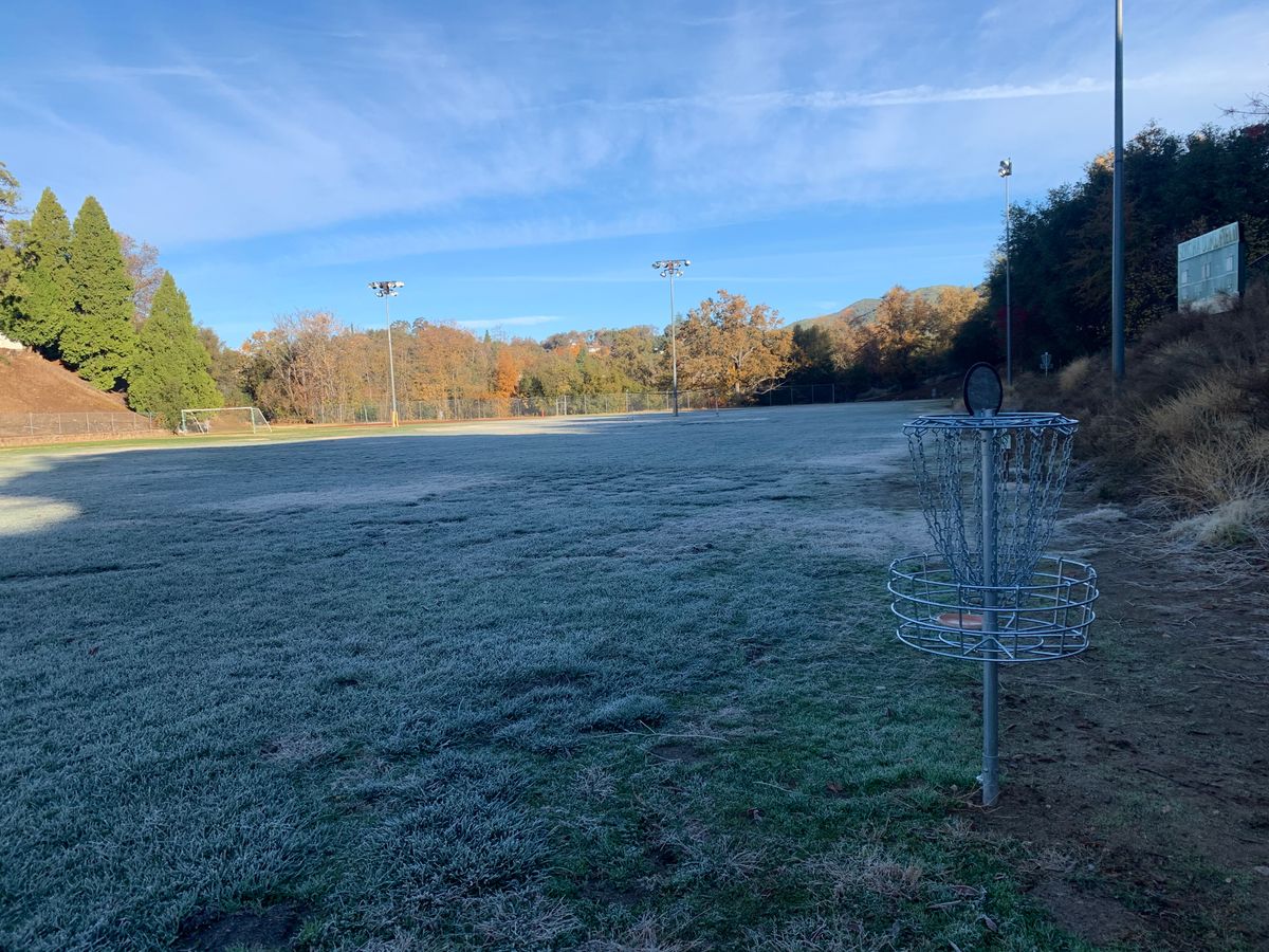 Hole 2 a frosty morn