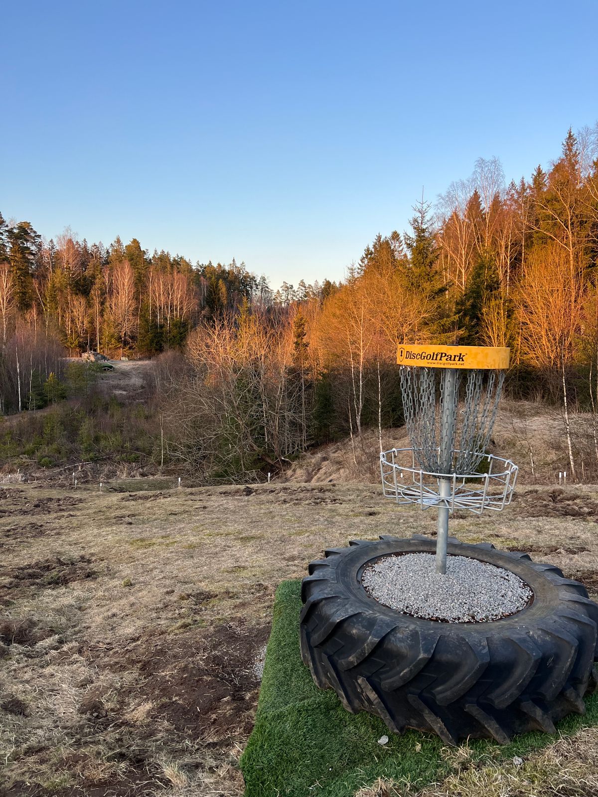 Hole 13s basket