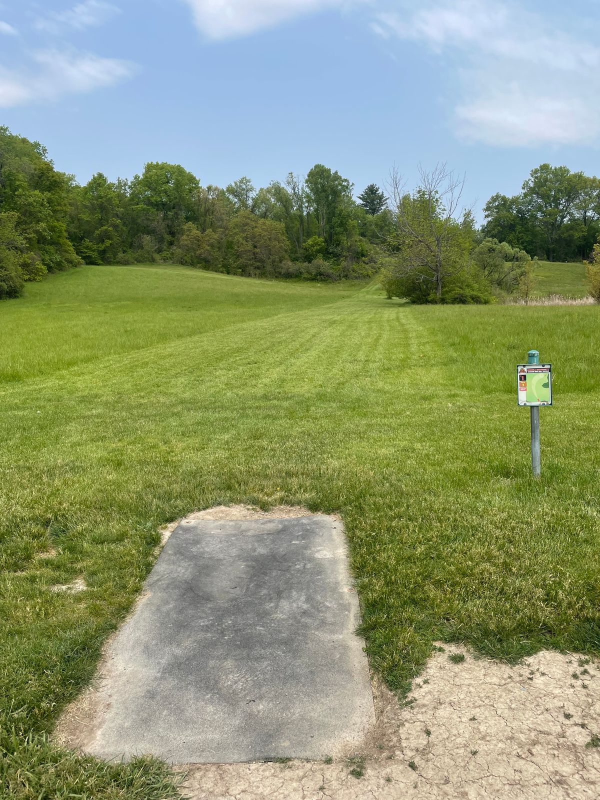 Hole 1, tee
