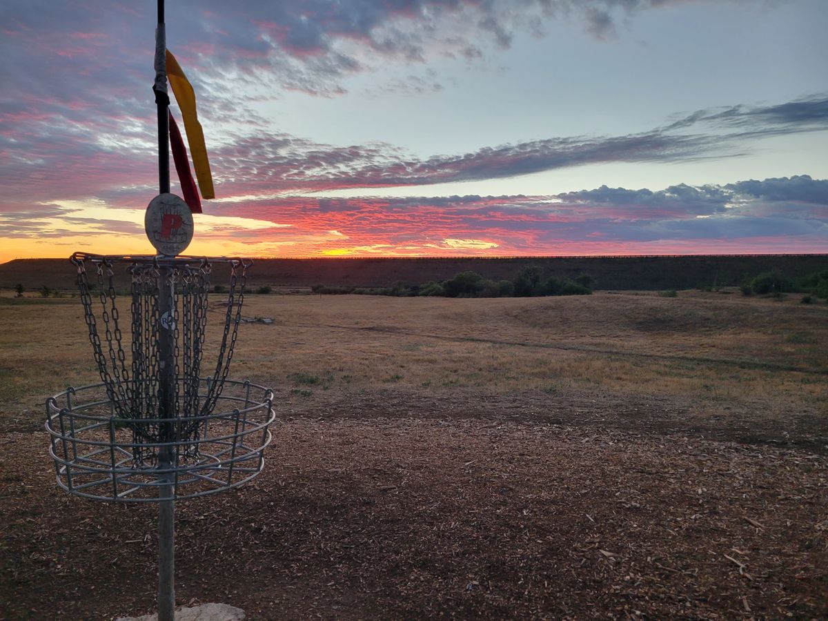 Putting basket with a view