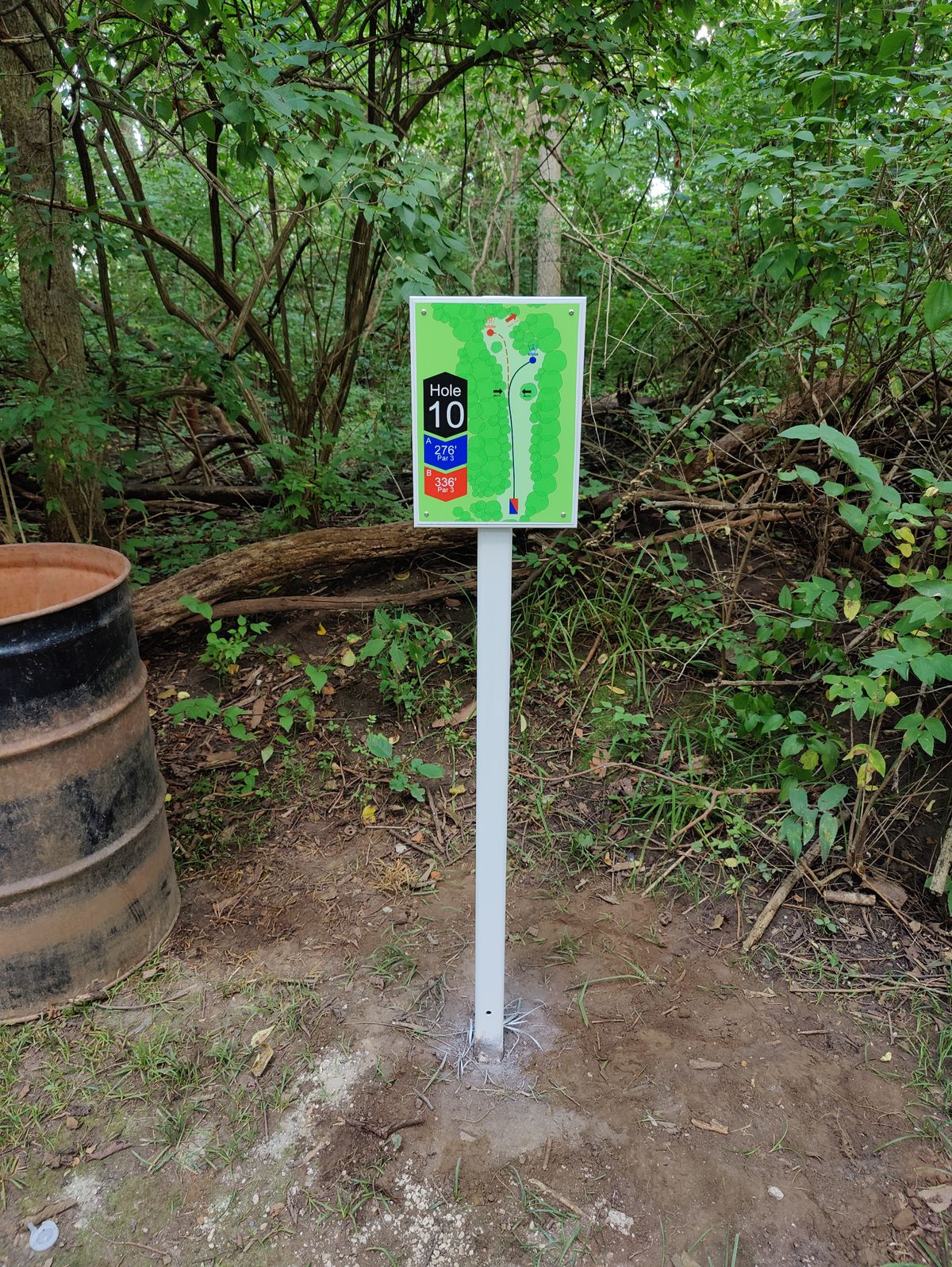 Hole 10 sign