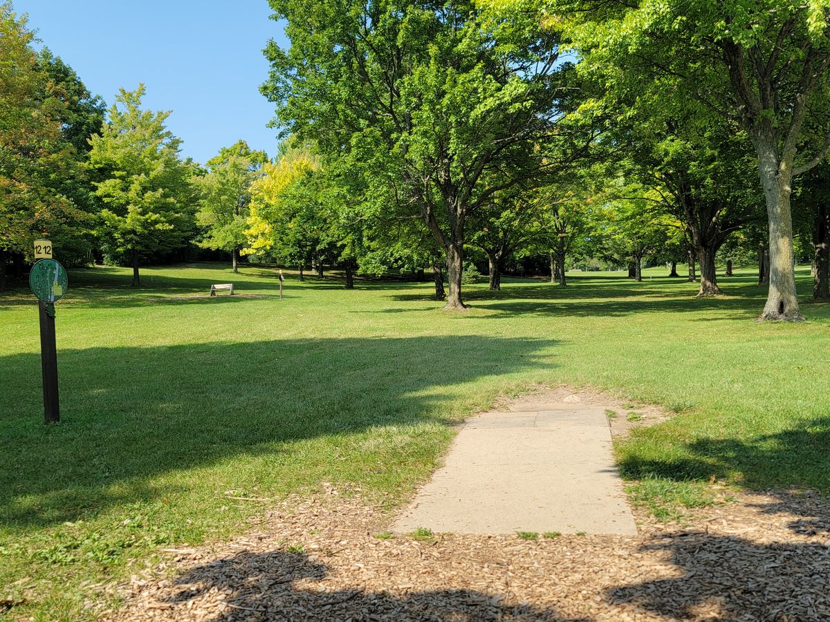 Hole 12 tee pad
