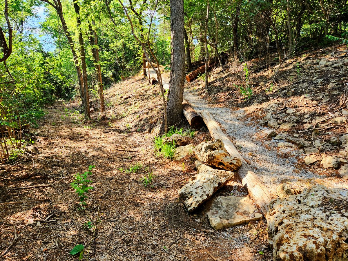 Hole 13 trail down from teepad