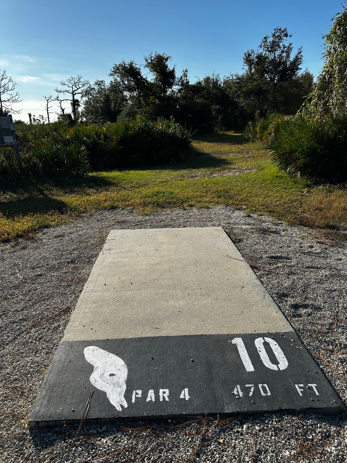 Current tee location 10/2025. 470 ft to basket from front of tee