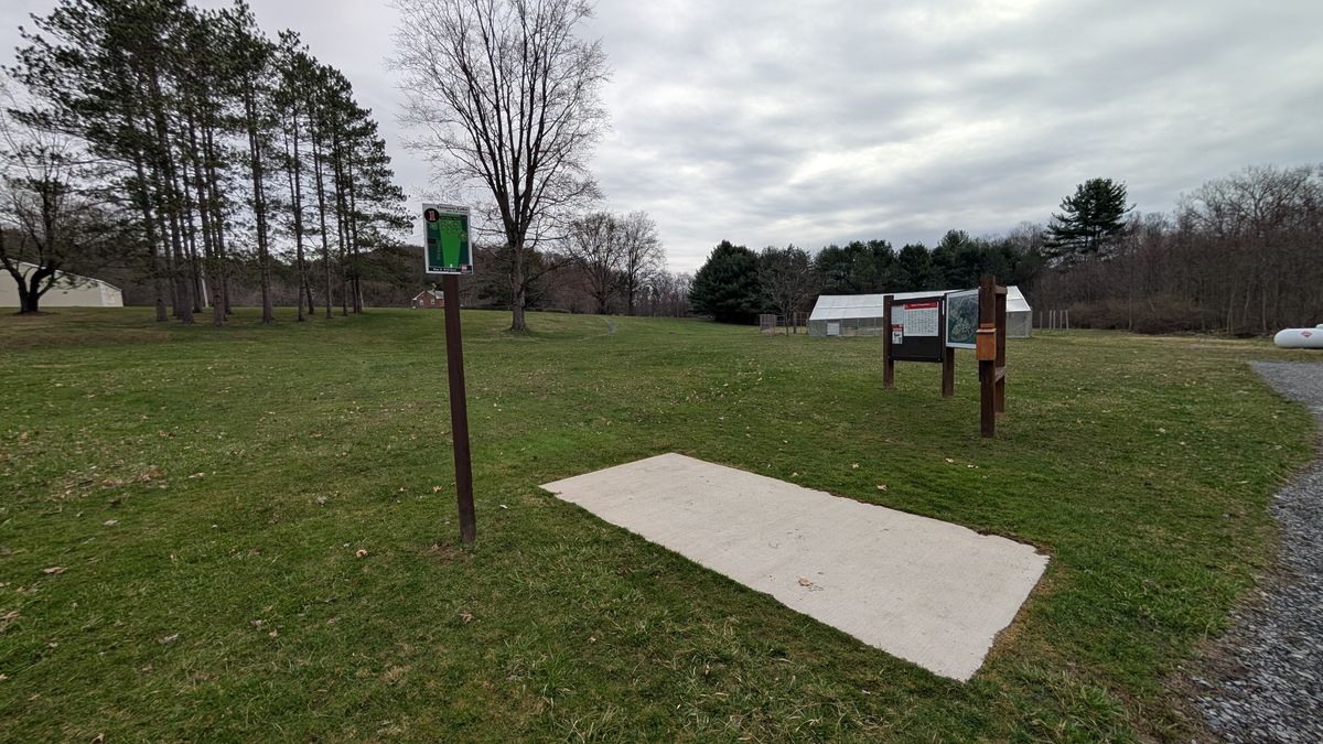 Hole 1Hole 2