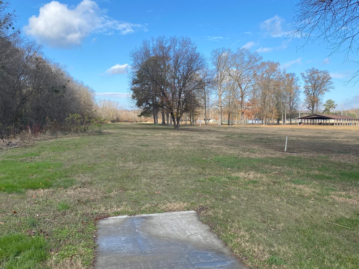 Hole 9 pad
