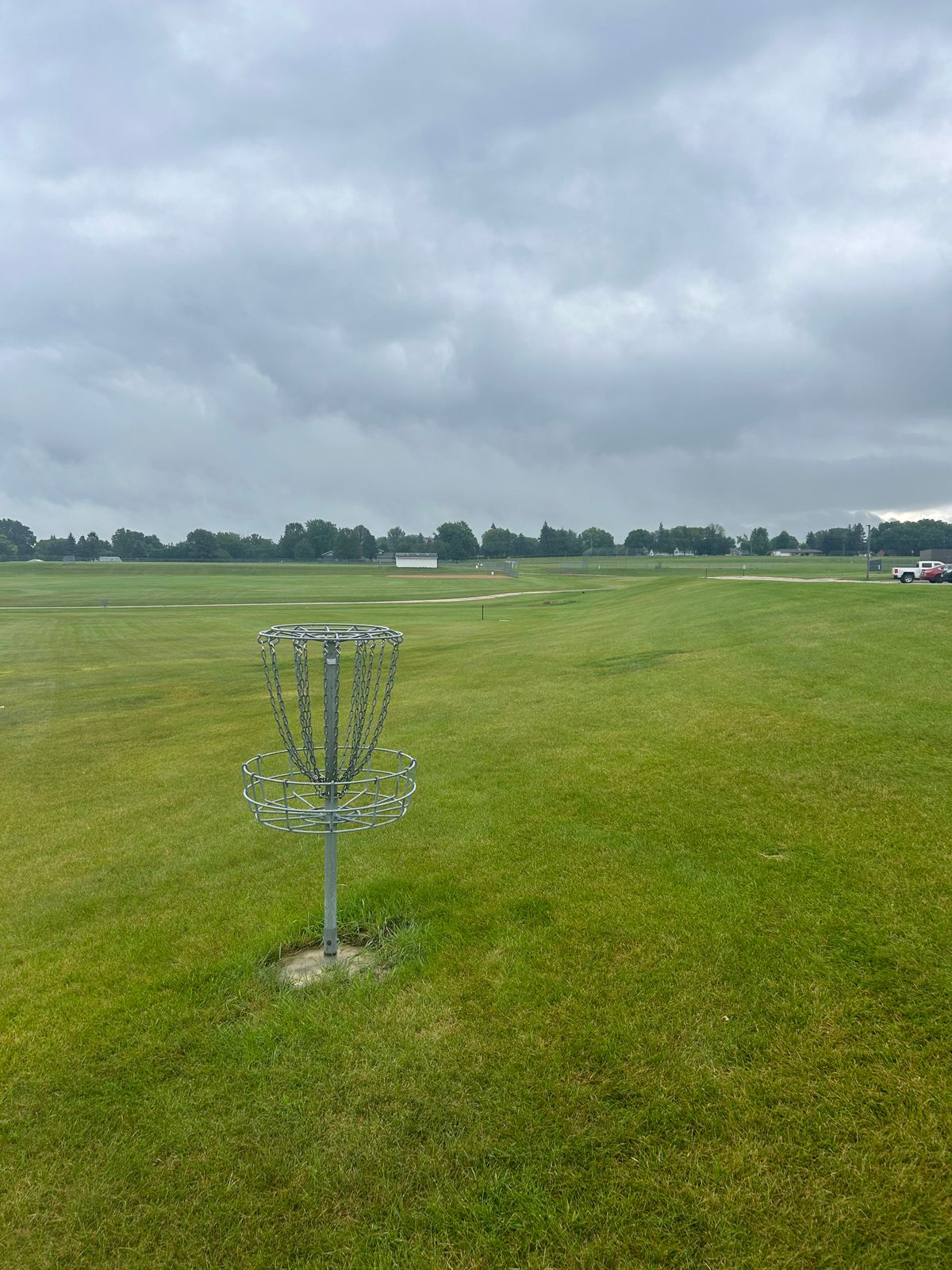 Hole 2 basket