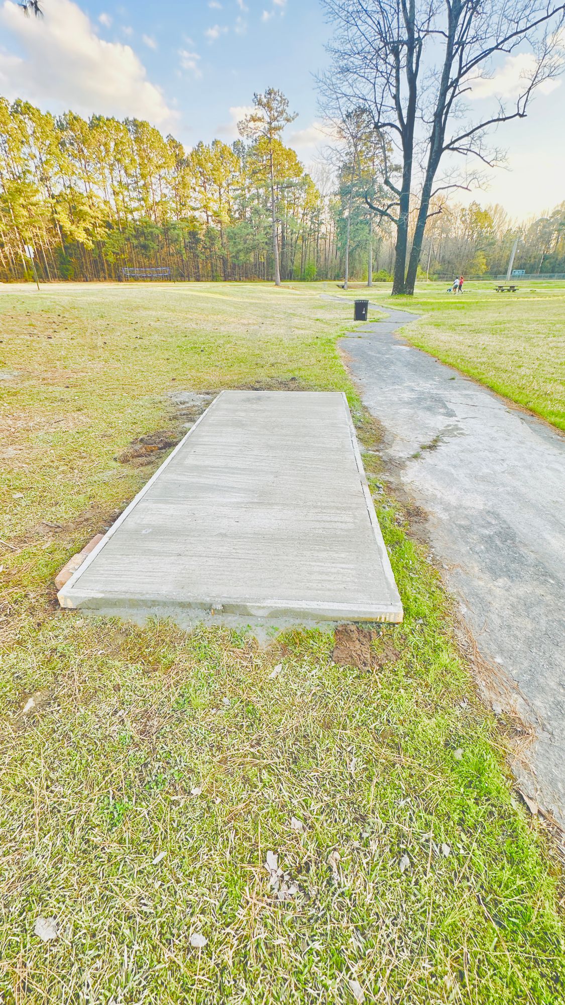 Hole 1 short