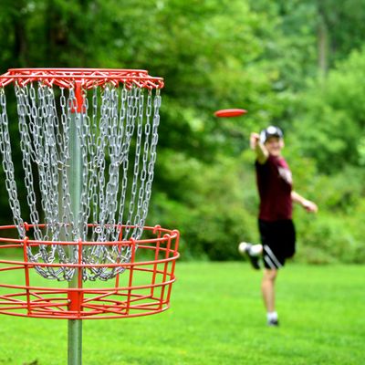 Putting to Basket 08.