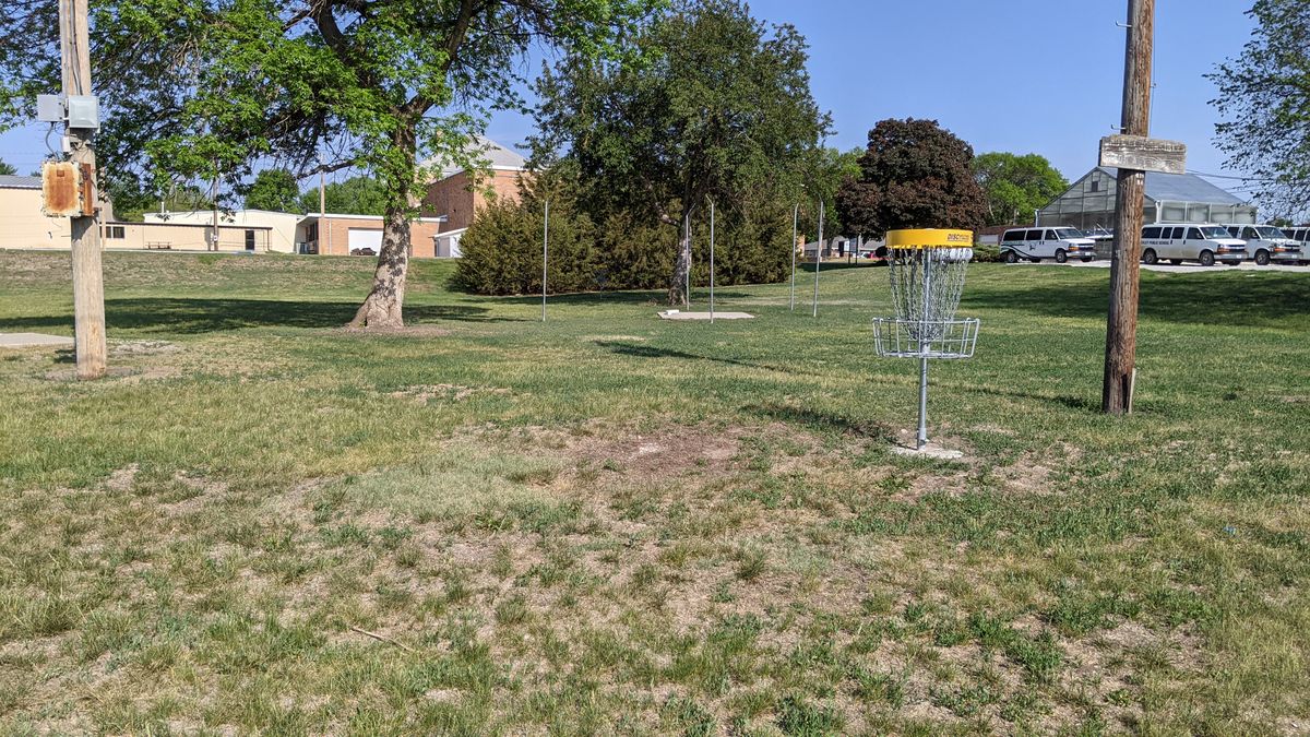 Tee #6 (basket 5)