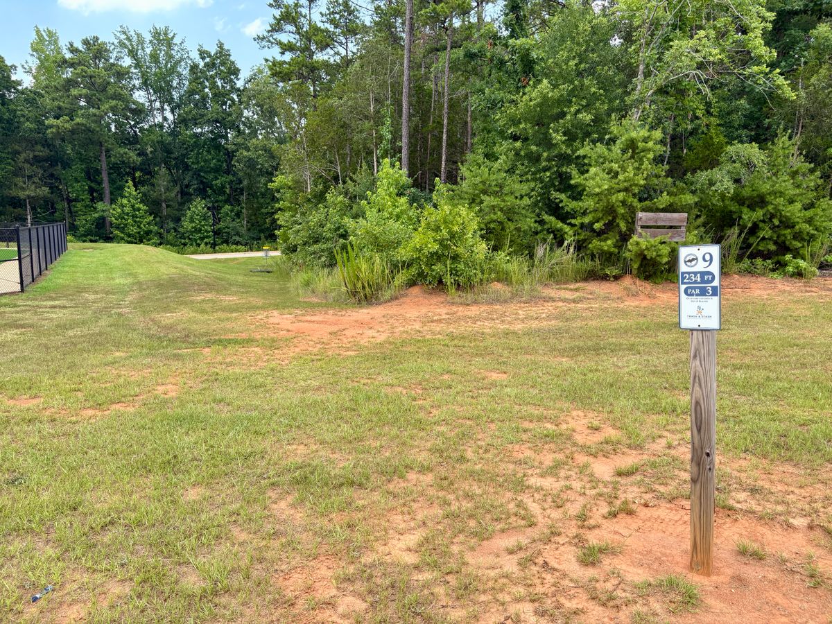Hole 9 tee