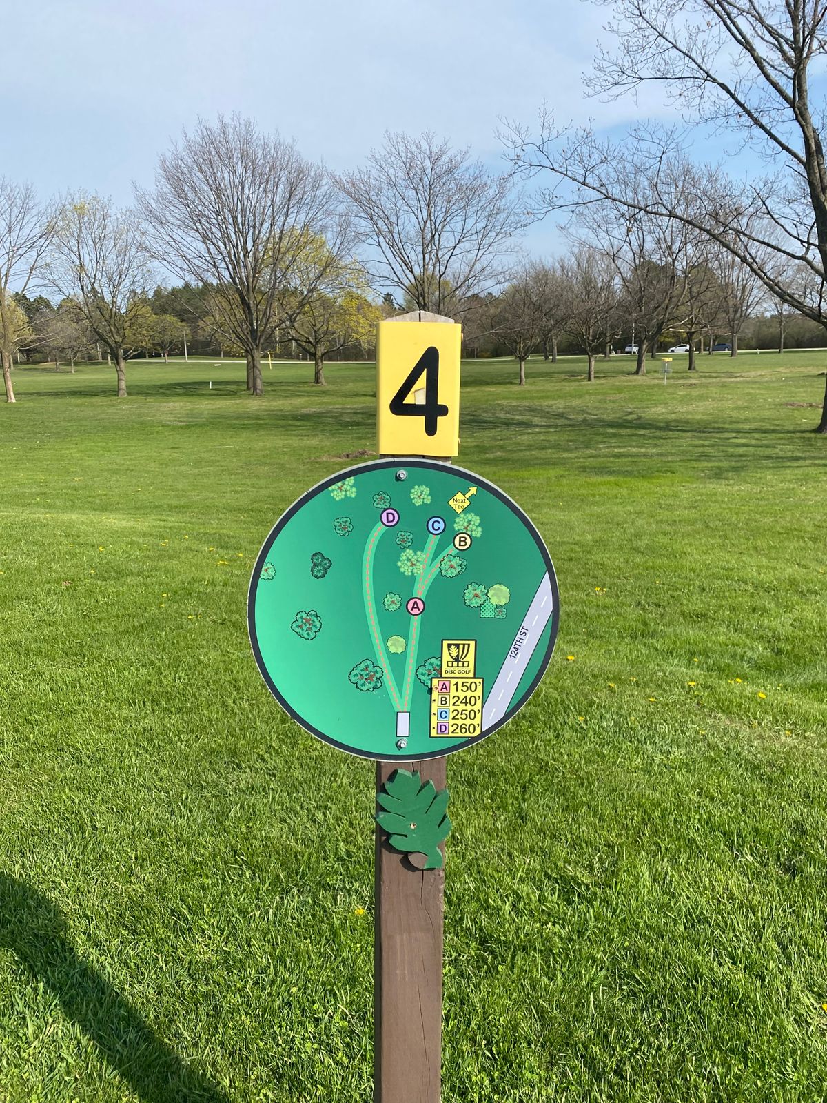 Hole 4 sign