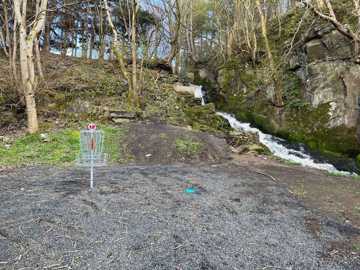 Short hole 12
