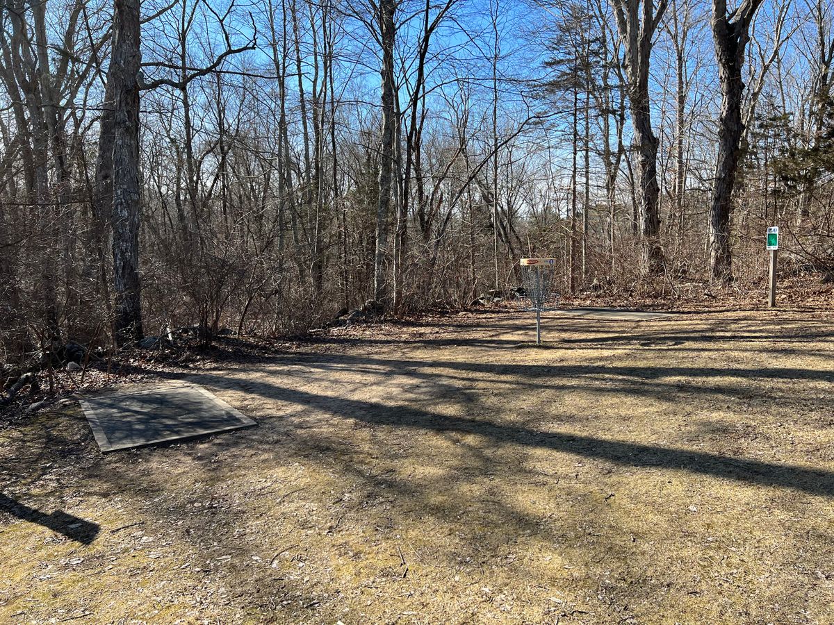 This course design is a joke.  Two tee pads 25’ apart with a basket in between.