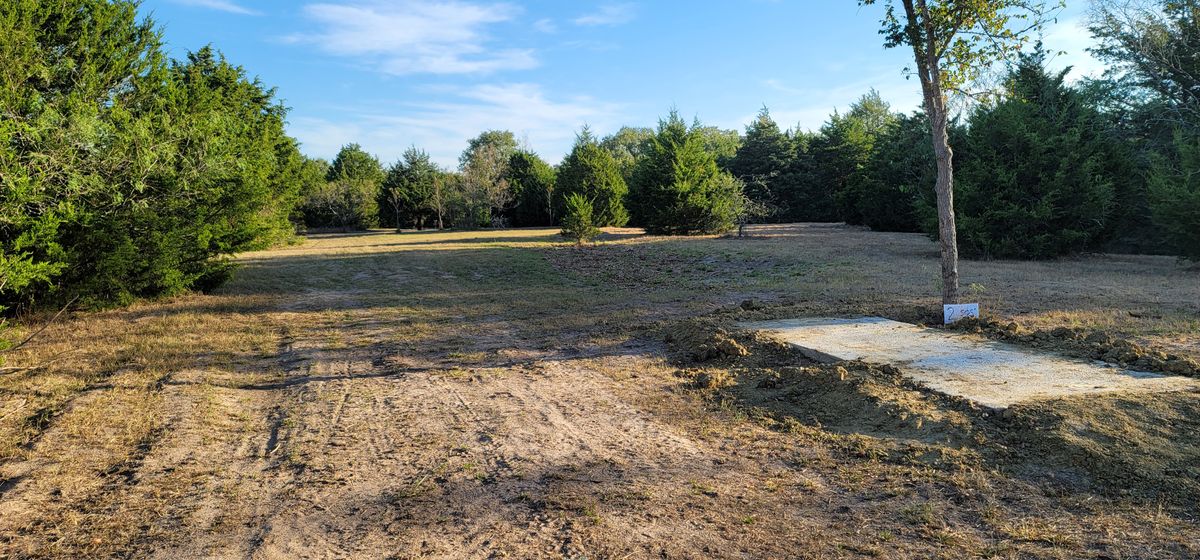Hole 2 short tee