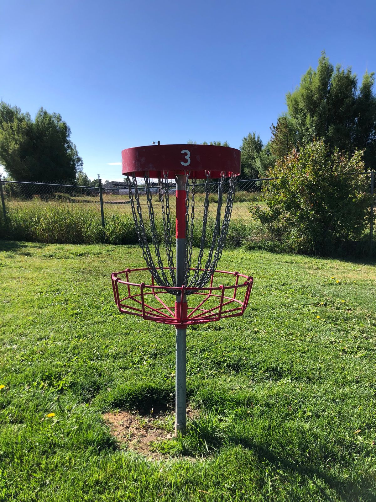 Hole 3 basket
